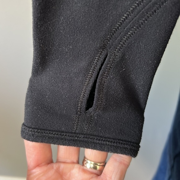 LULULEMON Run Ice Queen Long Sleeve Shirt Black Quilted Sz S - Picture 6 of 14